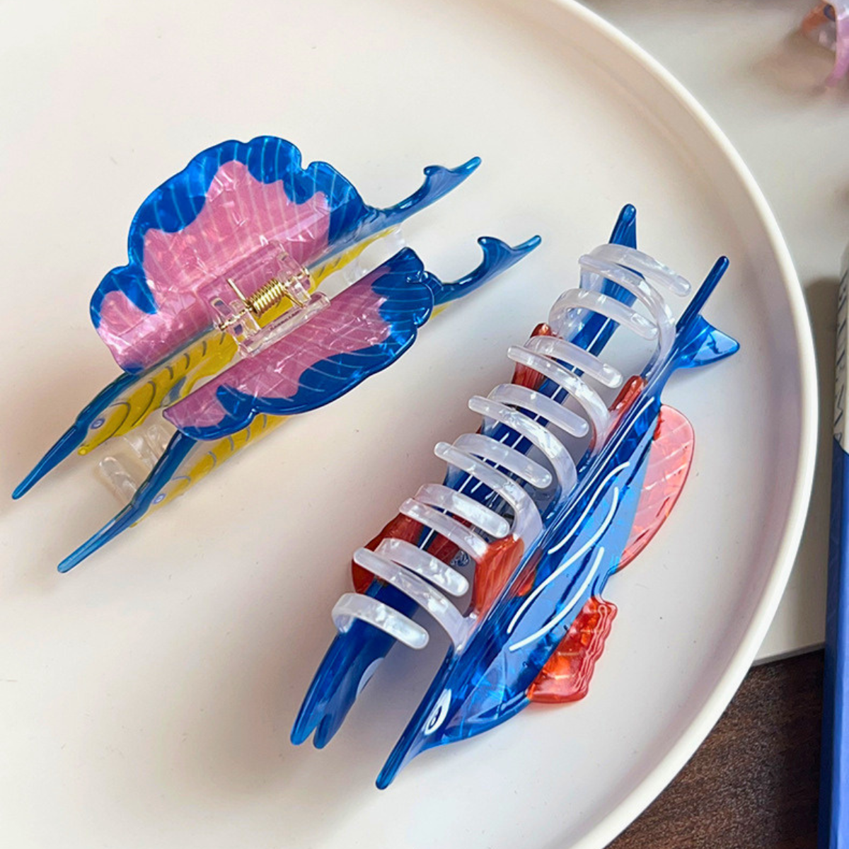 Jumbo Blue Saury Fish Hair Claw