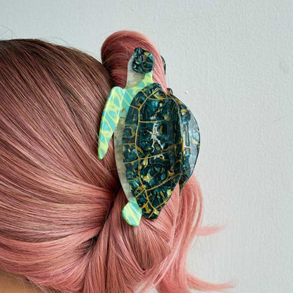 Jumbo Green Sea Turtle Hair Claw