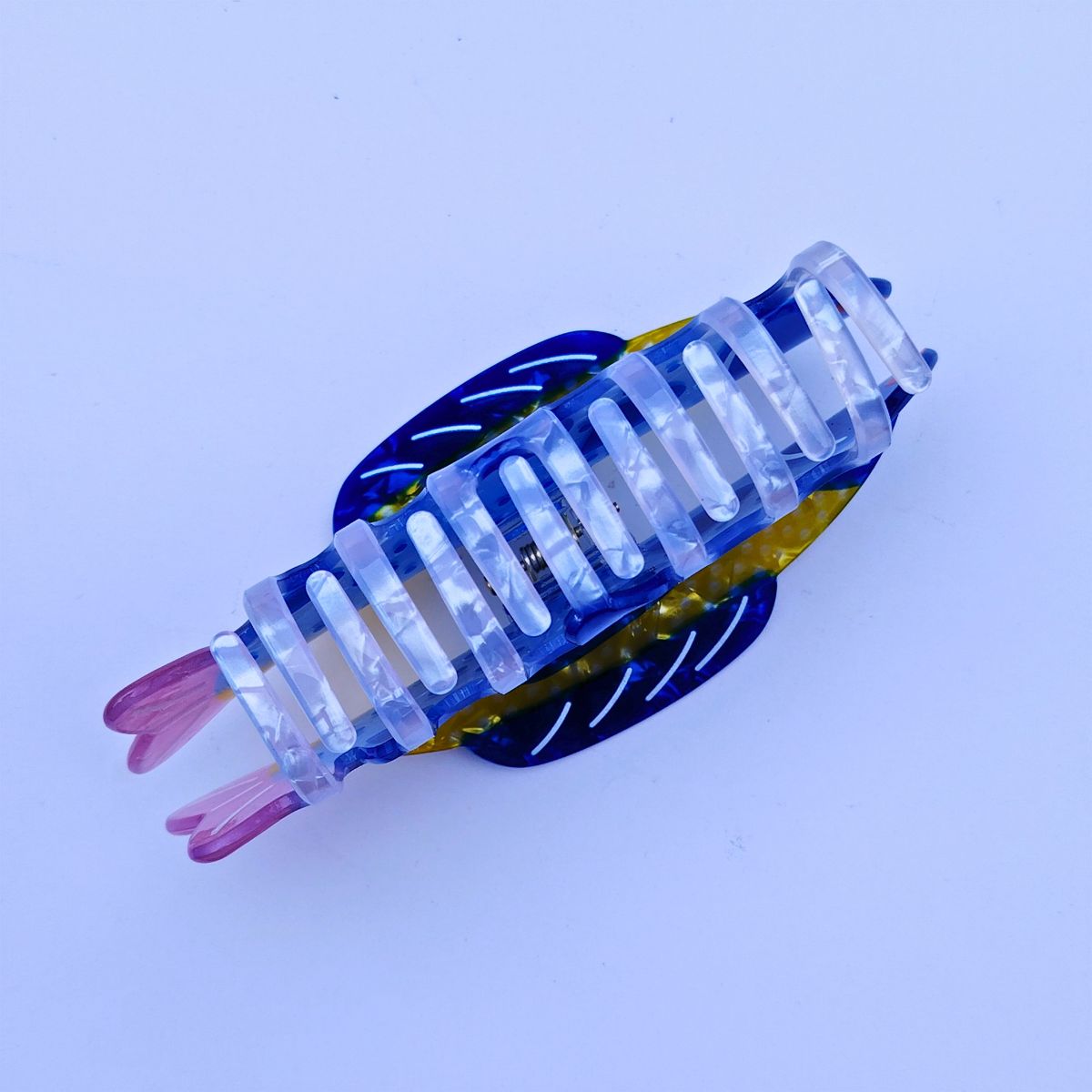 Large Blue Spotted Fish Hair Claw