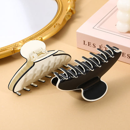 Large Contrast Edge Layered Hair Claw