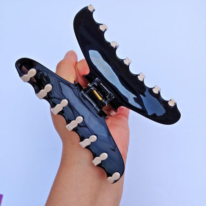 Large Contrast Edge Layered Hair Claw