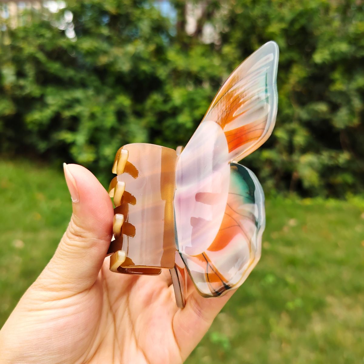 Large Orange Julia Butterfly Hair Claw Clip 丨 Lemonschunks