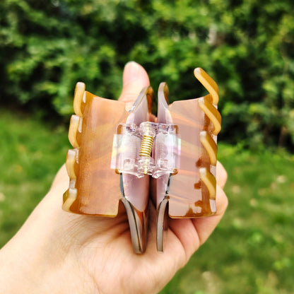 Large Orange Julia Butterfly Hair Claw Clip 丨 Lemonschunks