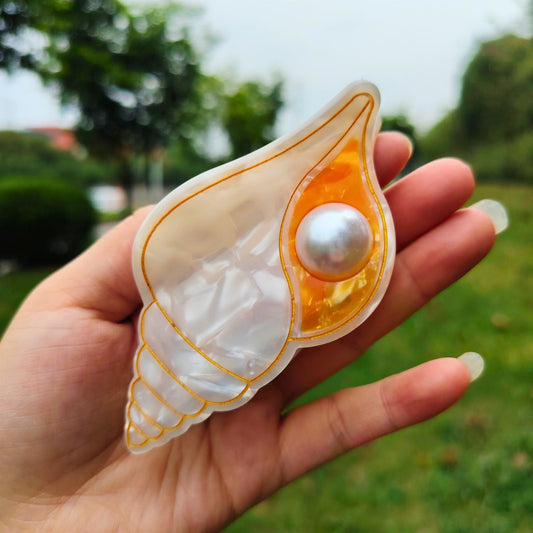Large Pearl White Conch Shell Hair Claw