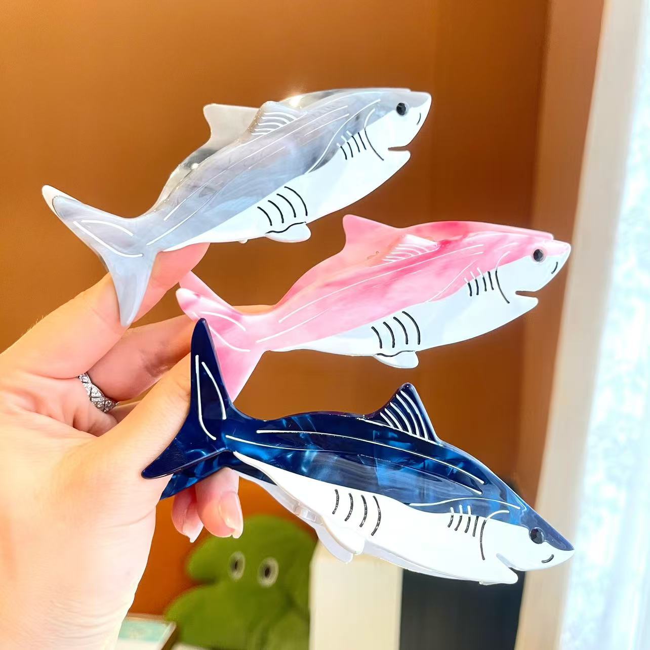 Large Shark Hair Claw