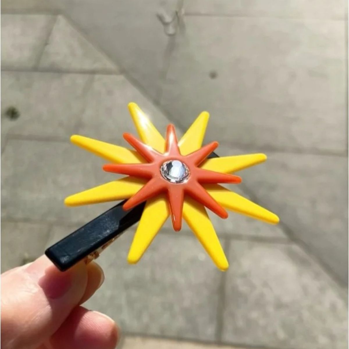 Lemon Yellow Sun Eight-Pointed Star Hair Clip