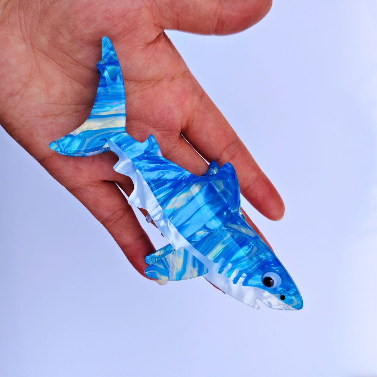 Jumbo Light Blue Shark Hair Claw