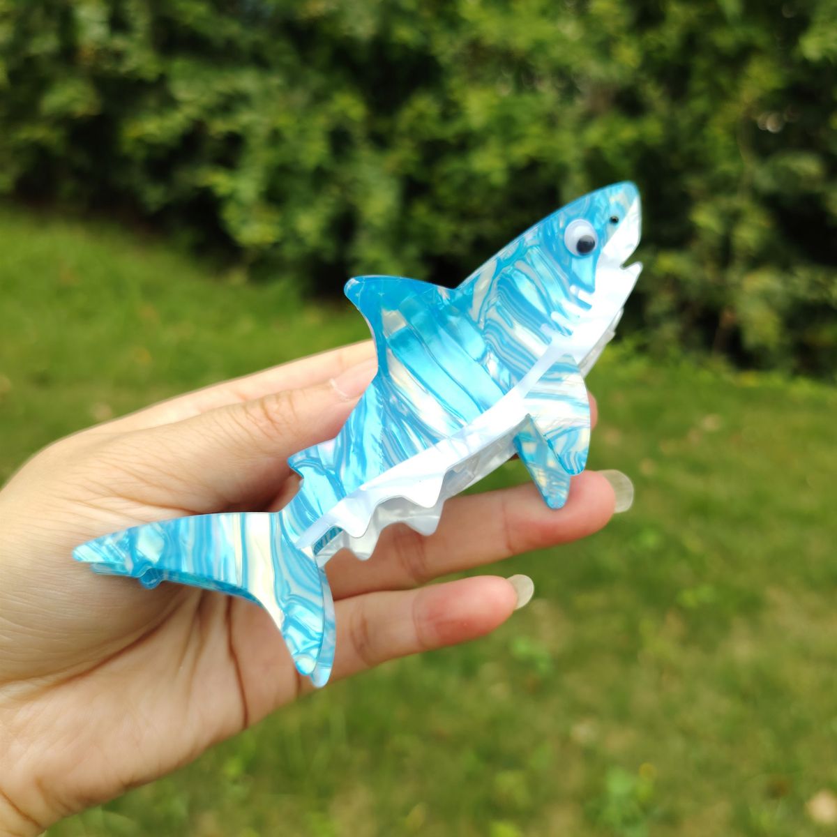 Jumbo Light Blue Shark Hair Claw