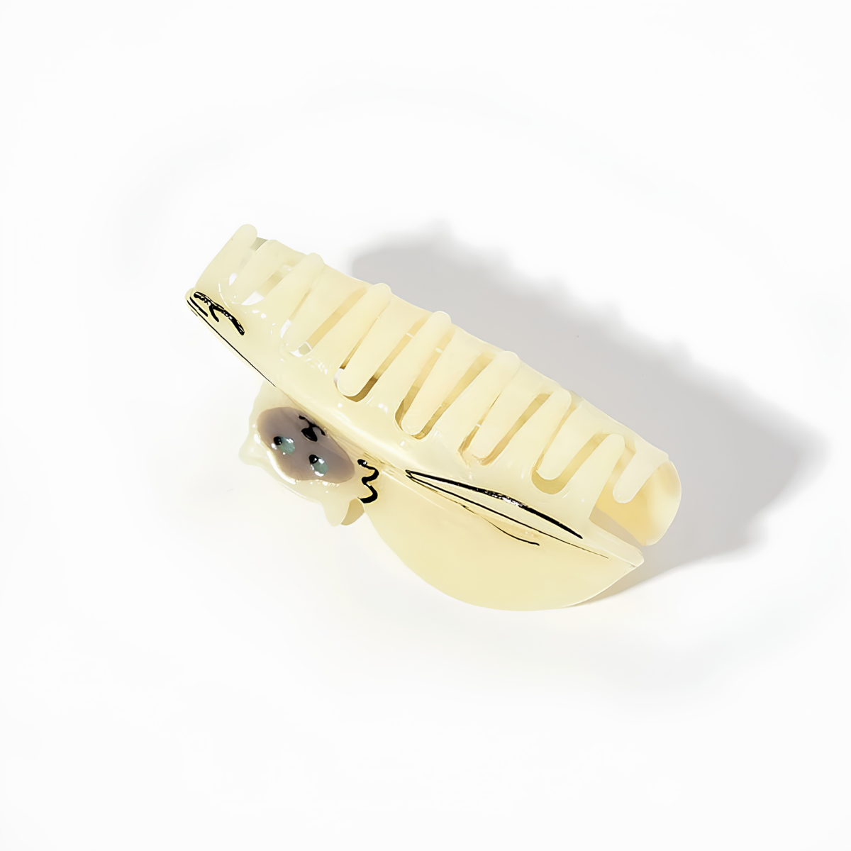 Medium Beige Siamese Cat Hair Claw