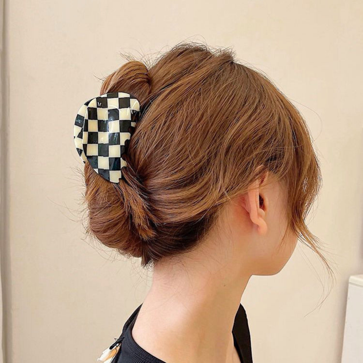 Medium Black White Checkerboard Waffle Hair Claw