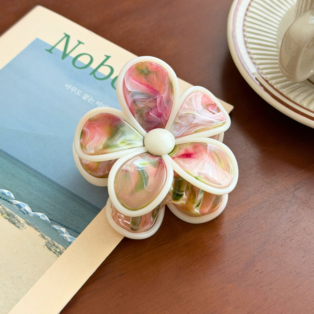 Medium Creamy Frangipani Flower Hair Claw