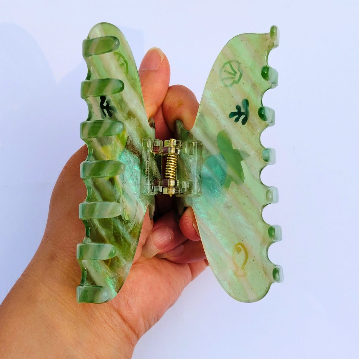 Medium Green Blue Sea Turtle Hair Claw