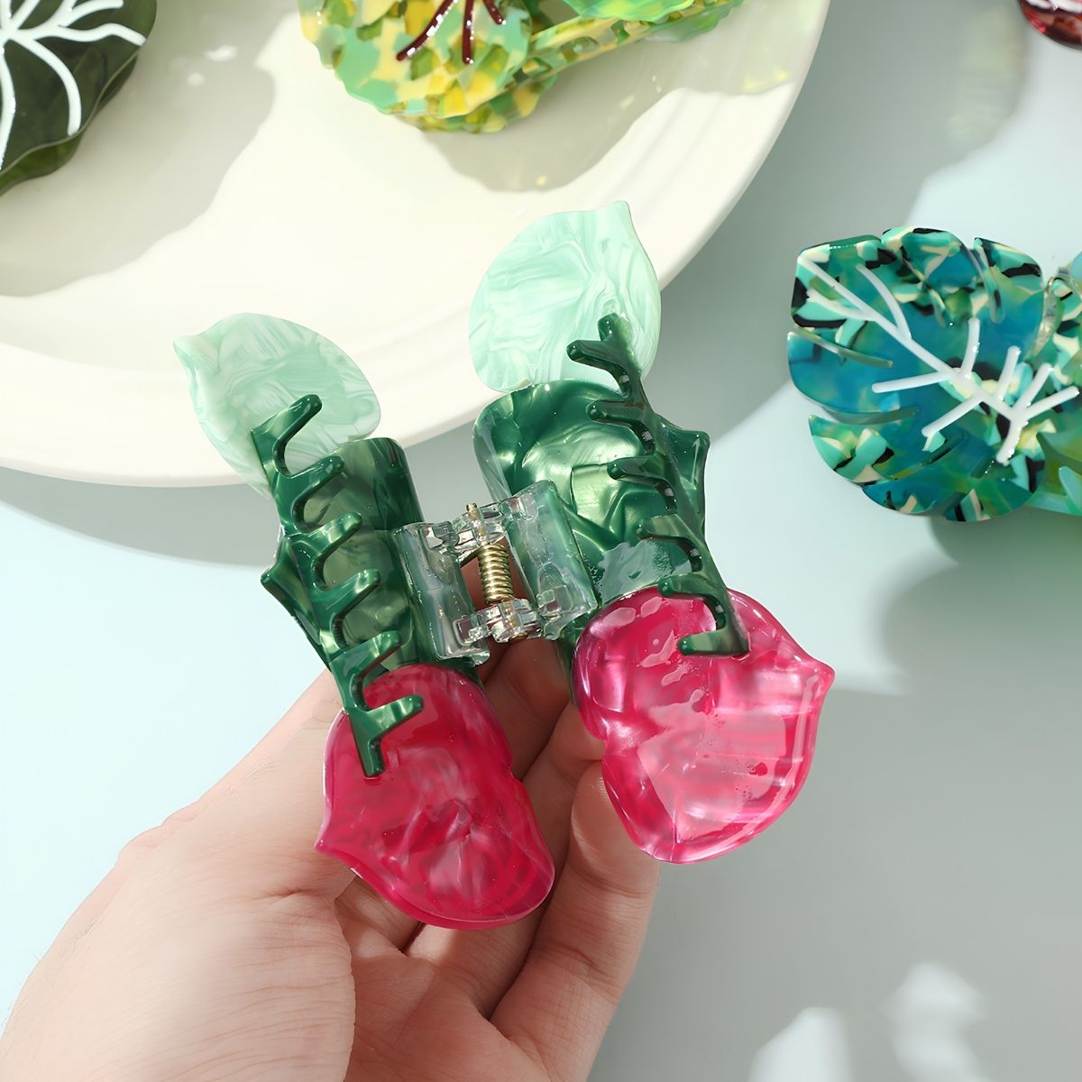 Medium Green Magenta Color Block Leaf Hair Claw