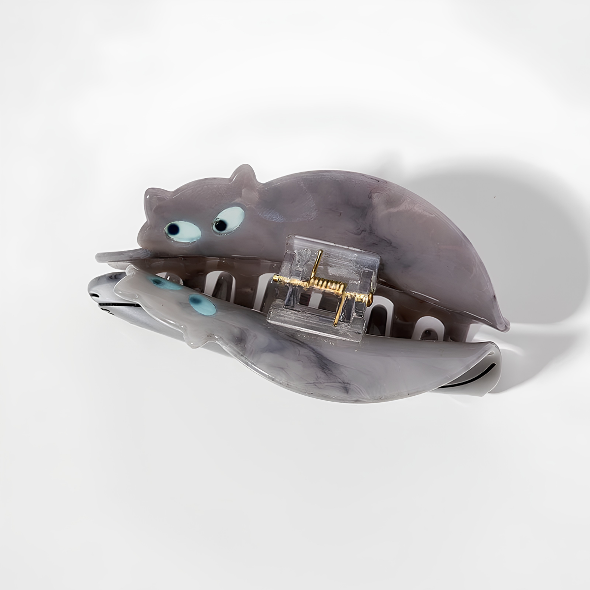 Medium Grey Siamese Cat Hair Claw