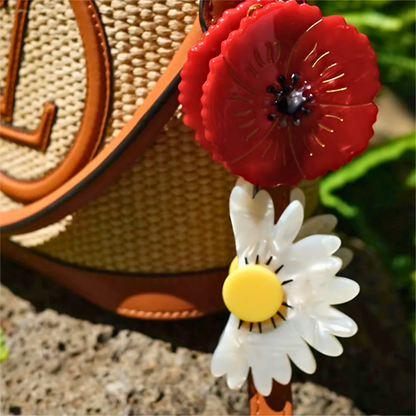 Medium Half-Hardy Chrysanthemum Flower Hair Claw