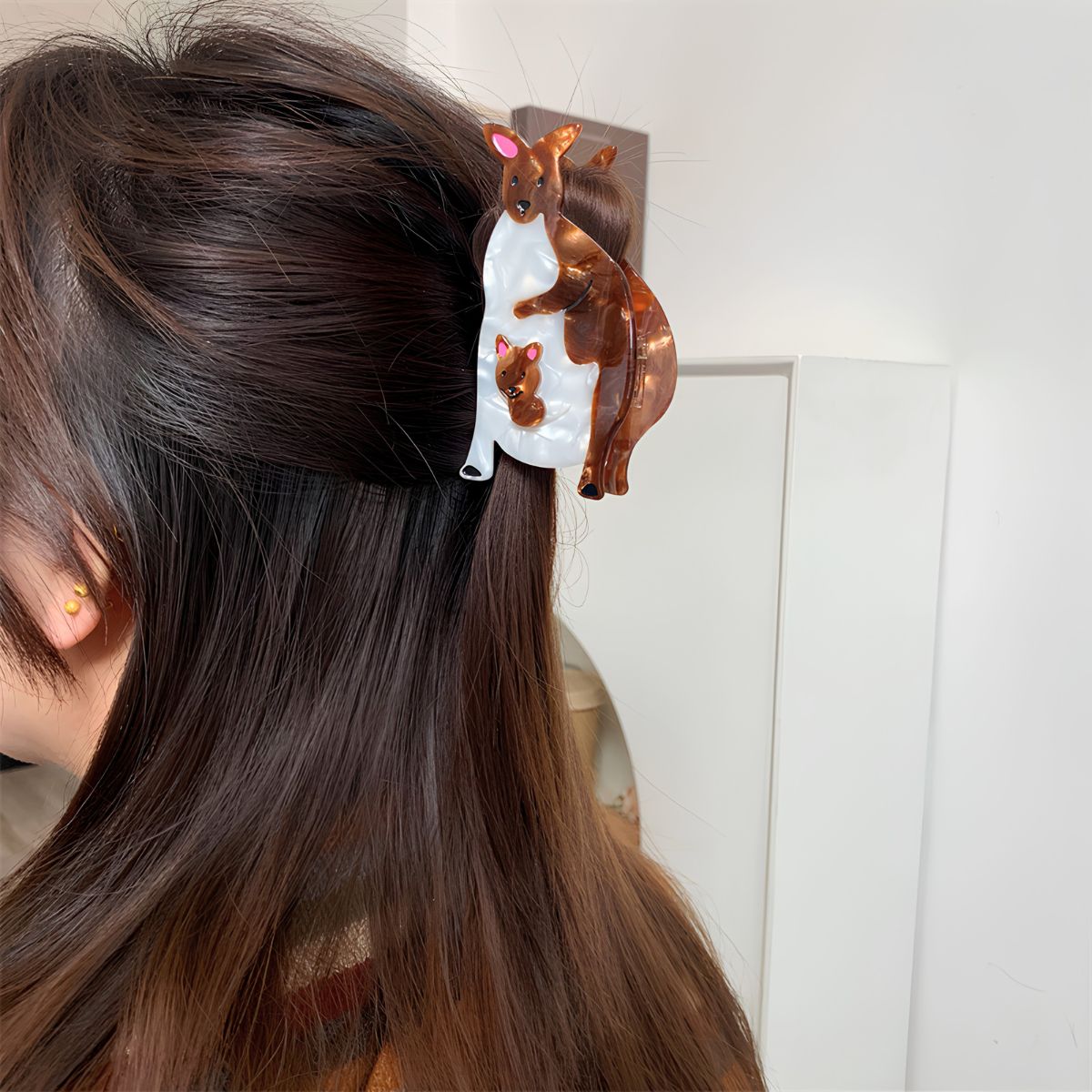 Medium Kangaroo Mother & Baby Hair Claw