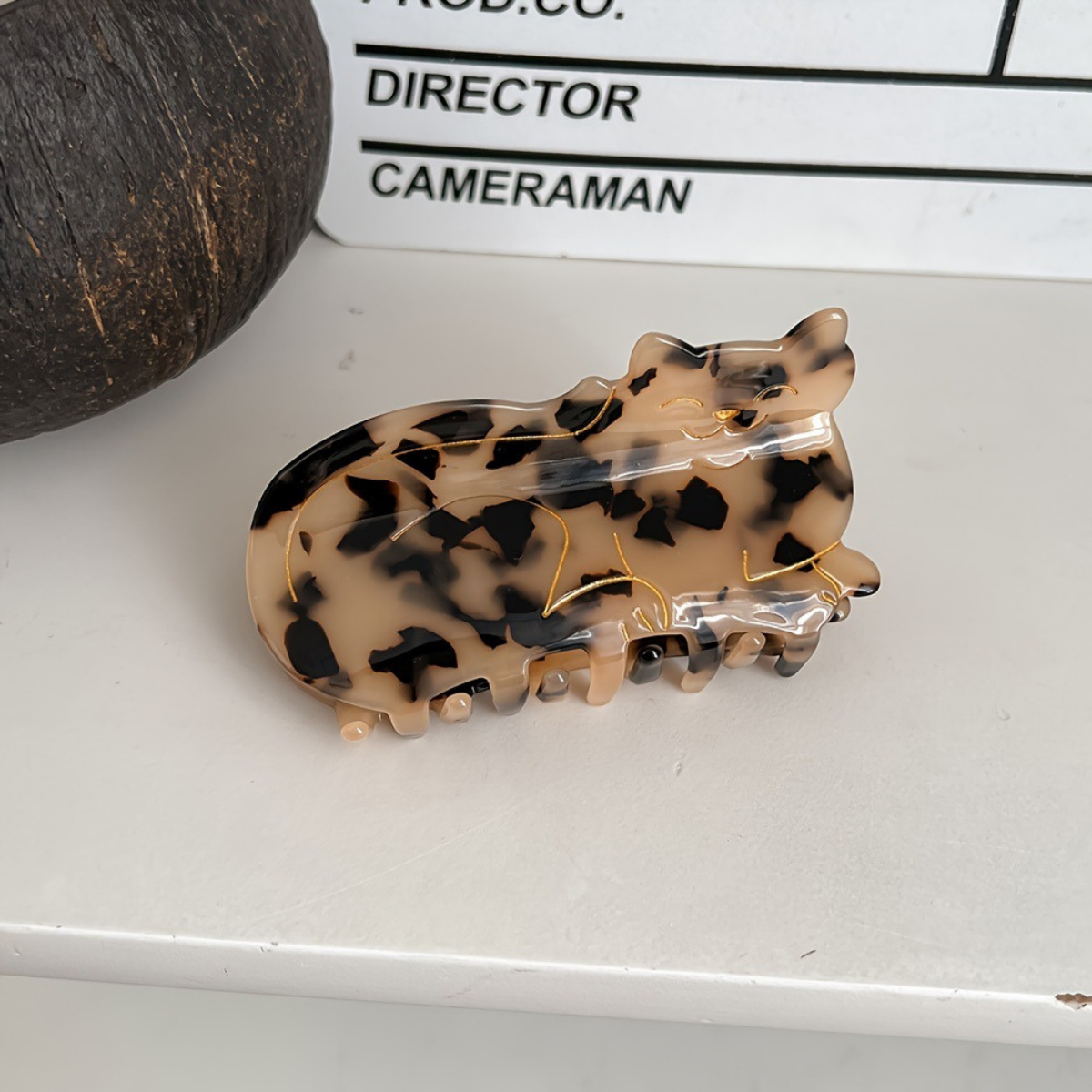 Medium Light Tortoiseshell Cat Hair Claw