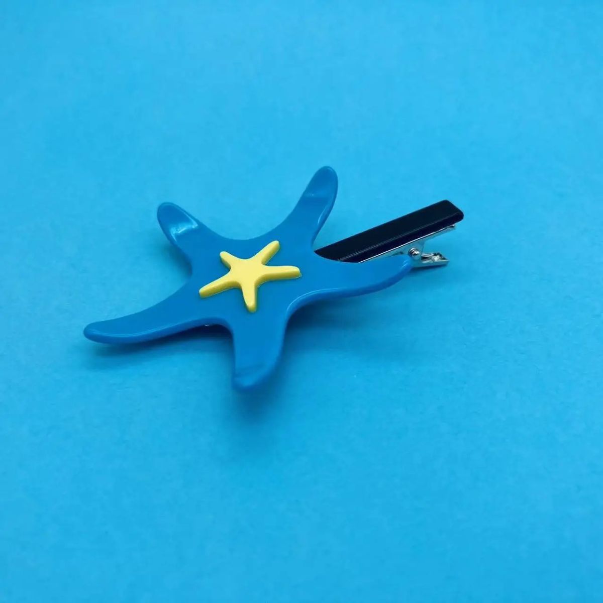 Medium Sky Blue Starfish Hair Clip