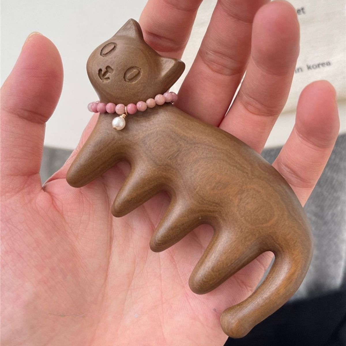 Natural Sandalwood Cat Massage Comb