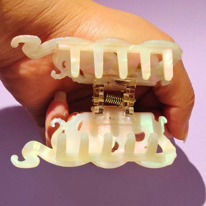 White Octopus Hair Claw