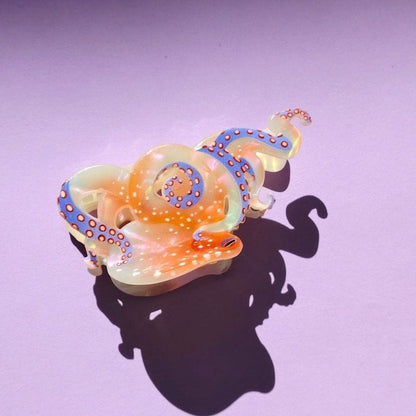 White Octopus Hair Claw