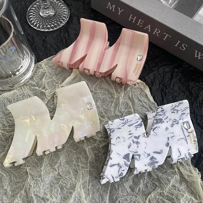 Big M Beige Wavy Hair Claw丨Lemonschunks