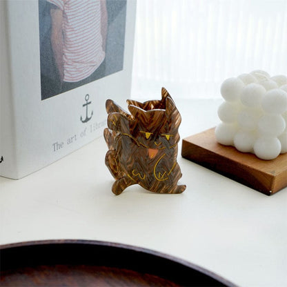 Medium Kung Fu Cat Hair Clip