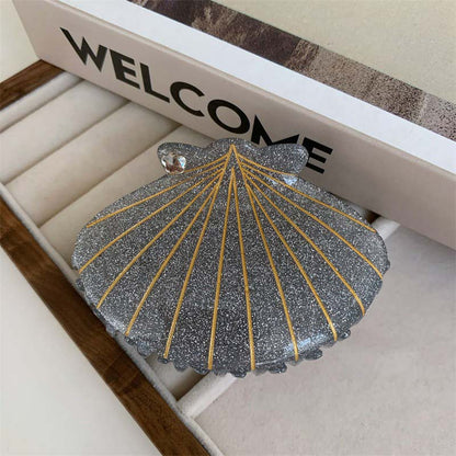 Small   Simulation silver gray shell Hair Claw