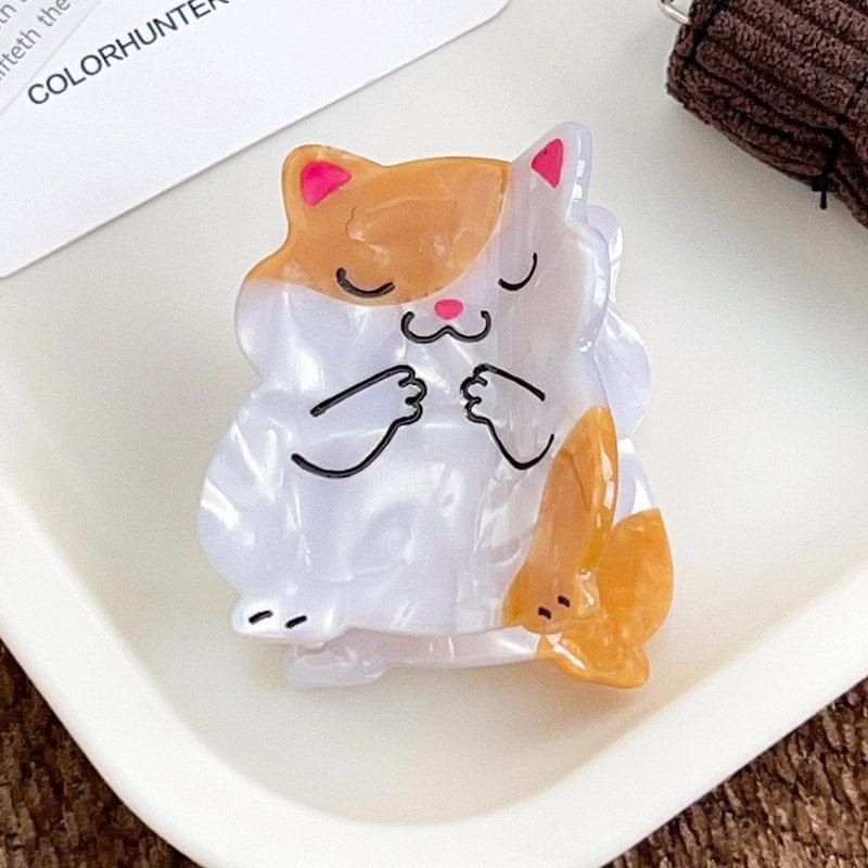 Small  Brown and white cat Hair Claw