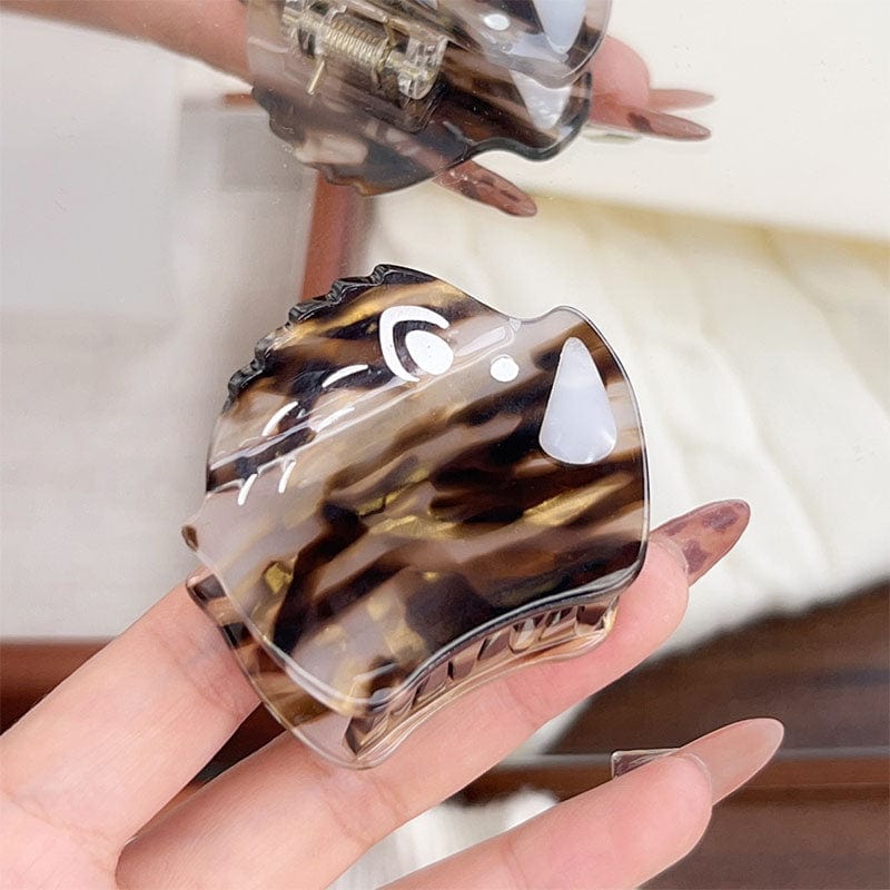 Small  Wild Boar Hair Claw