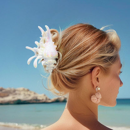 Mermaid Pearlescent White Conch Hair Claw