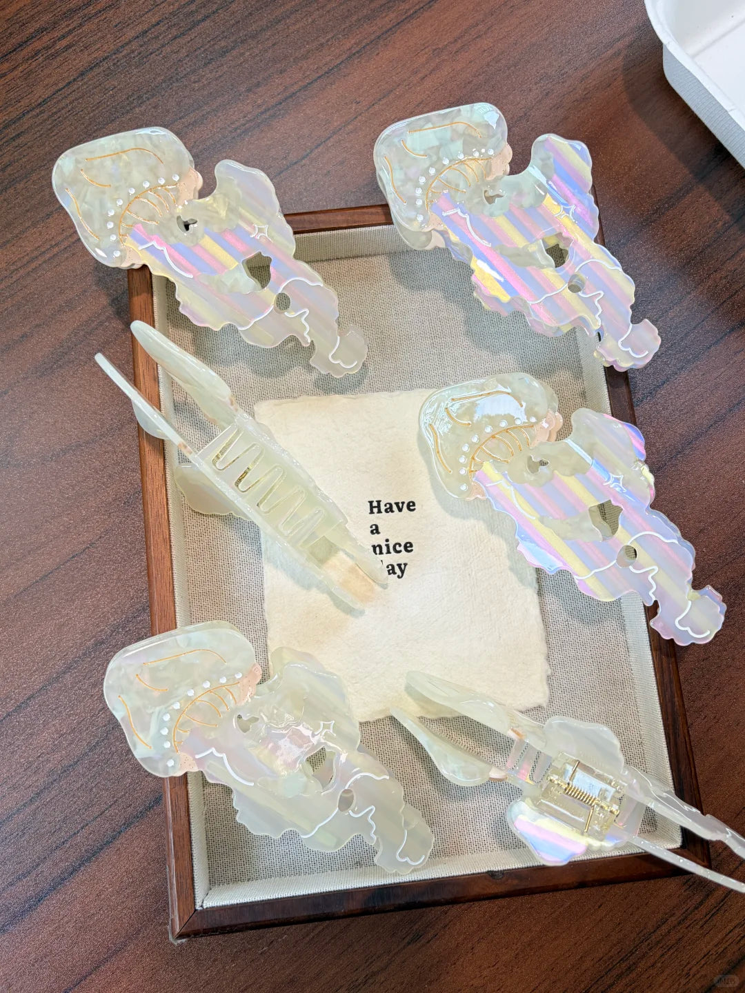 Pearl White Jellyfish Jumbo Hair Claw