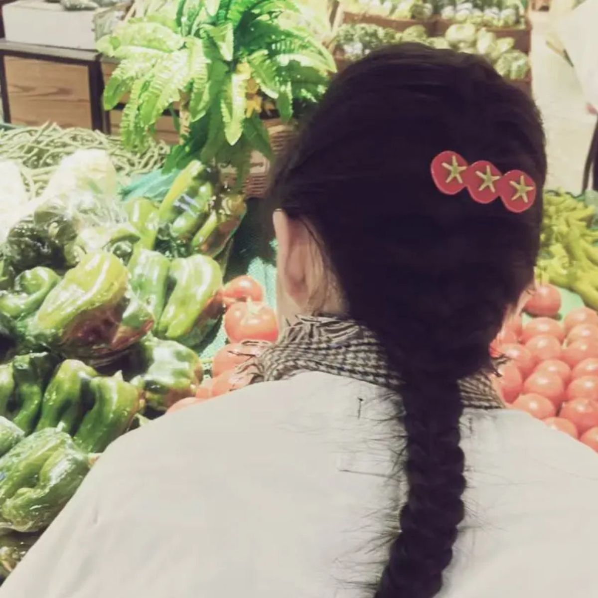 Red Tomato Hair Clip