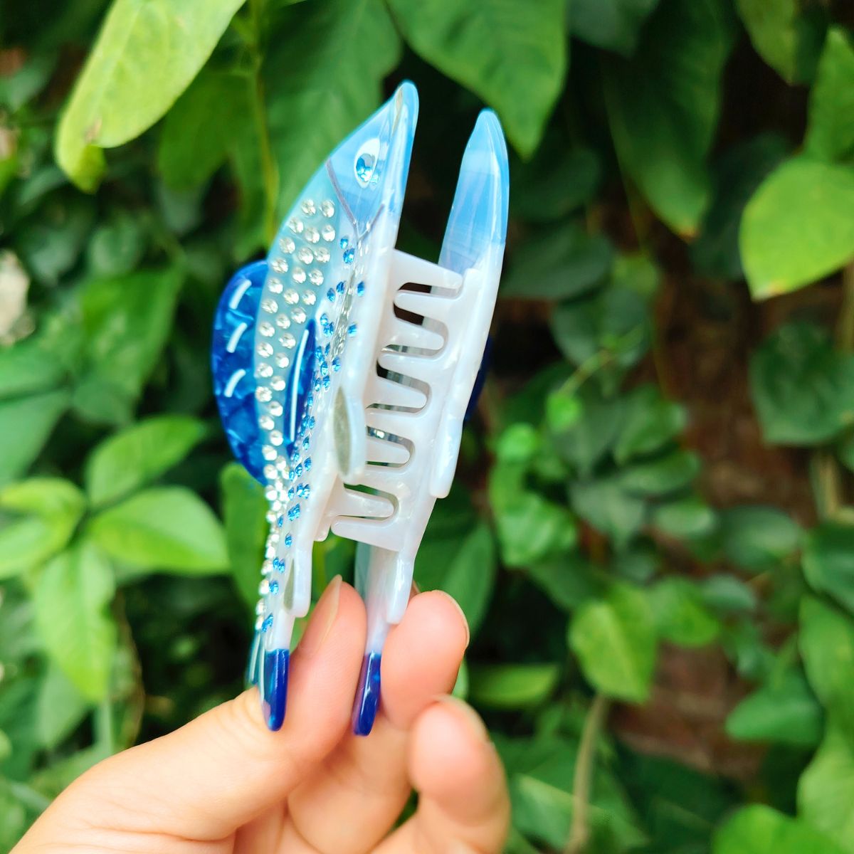 Medium Rhinestone Fish Hair Claw