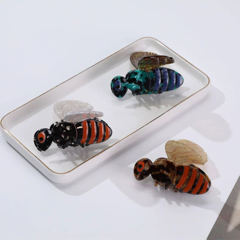 Small Bee Hair Claw