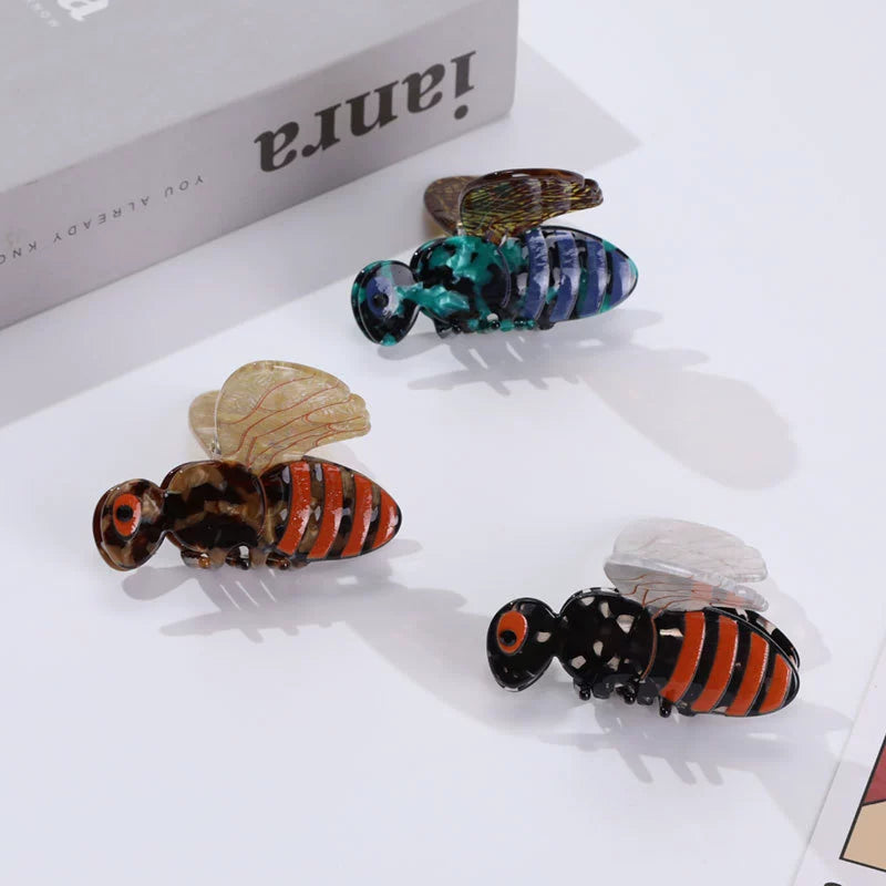 Small Bee Hair Claw