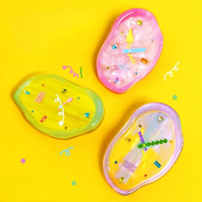 Small Clock Hair Clip