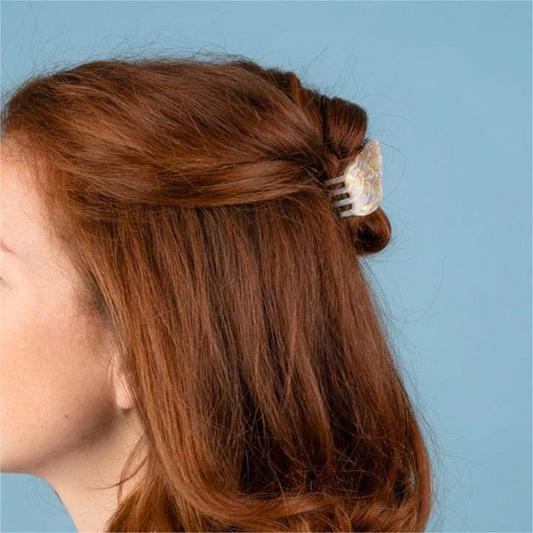 Small Conch Shell Hair Claw