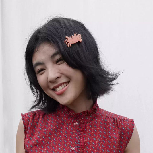 Small Orange Crab Alligator Hair Clip