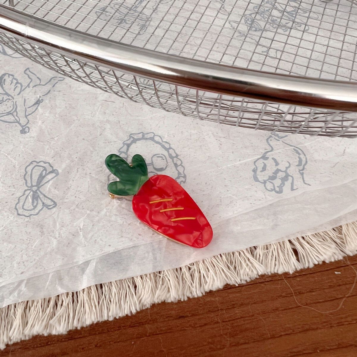 Small Radish Side Hair Clip