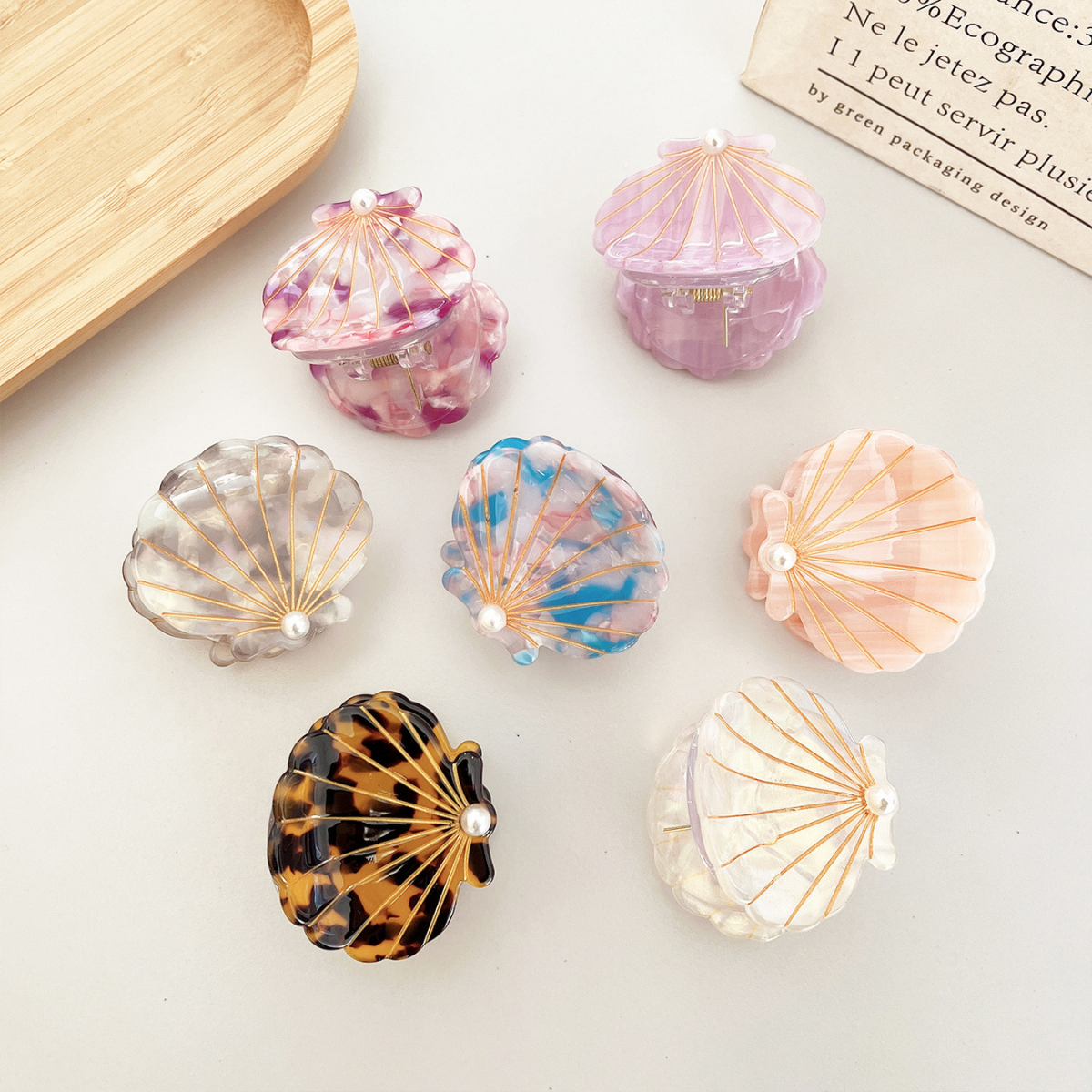 Small Tortoiseshell Pearl Shell Hair Claw