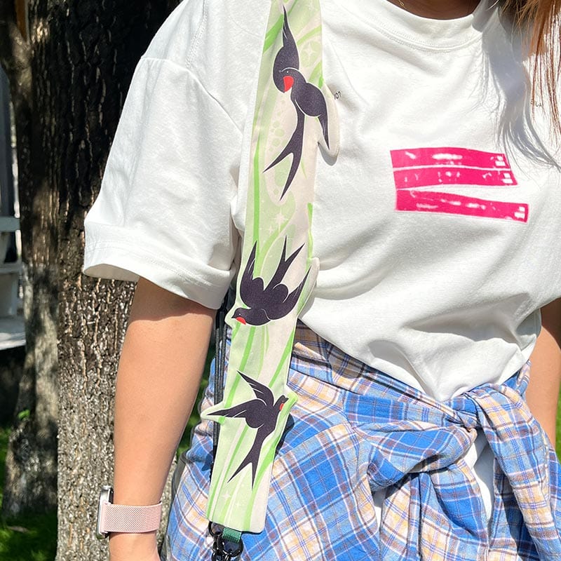 Swallow-Themed Crossbody Phone Strap丨Lemonschunks