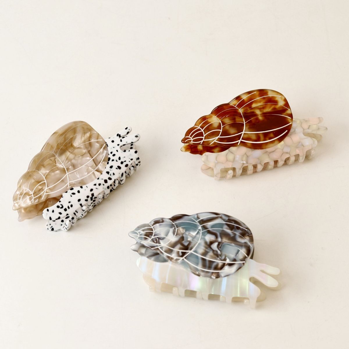 Large Textured Conch Shell Hair Claw 4 Colors