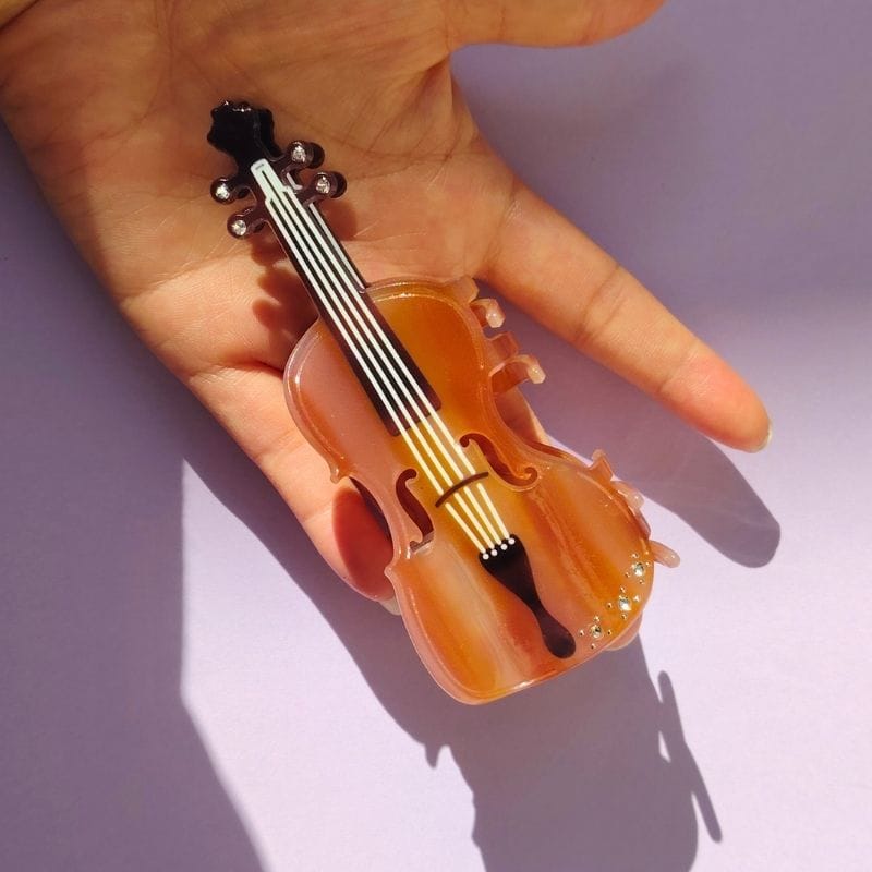 Khaki Violin with Zircon Hair Claw