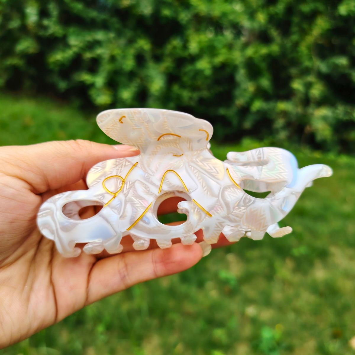 Large Iridescent White Octopus Hair Claw